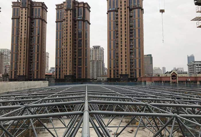 邹城螺栓球网架结构